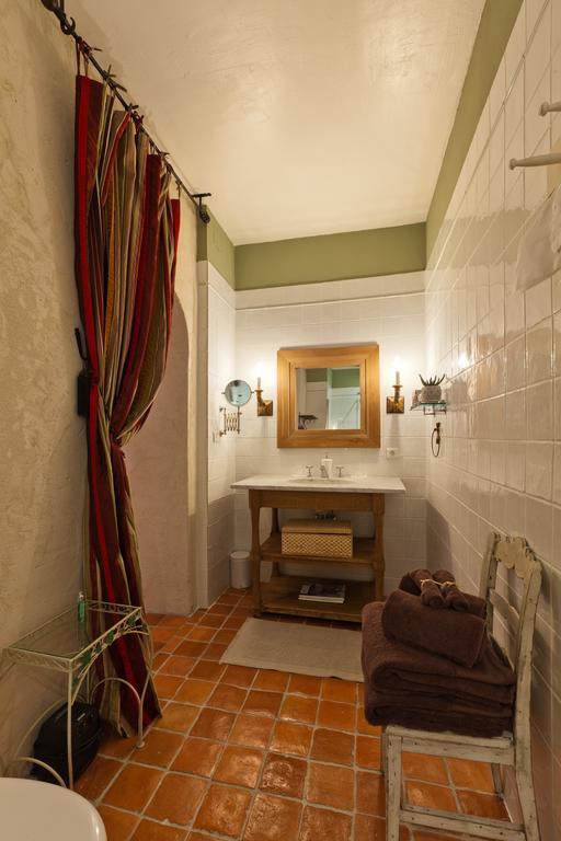 A L'Ombre Du Chateau Nans-sous-Sainte-Anne Room photo